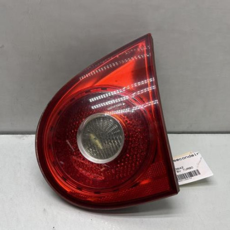 Feu arriere secondaire droit (feux) VOLKSWAGEN GOLF 5 Photo n°1