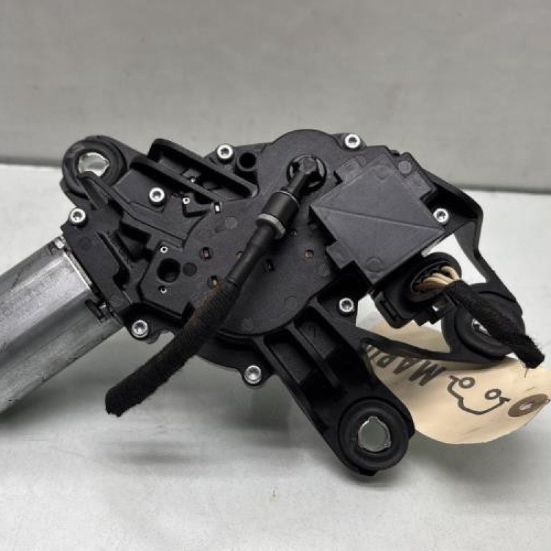 Moteur essuie glace arriere VOLKSWAGEN GOLF 5 Photo n°2