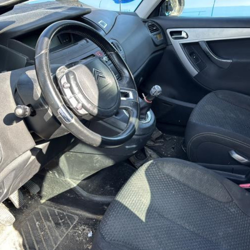 Anti brouillard arriere droit CITROEN C4 PICASSO 1 Photo n°8