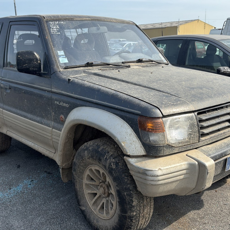 MITSUBISHI PAJERO 2 PHASE 1 2.5D - 8V TURBO 4X4 Photo n°2
