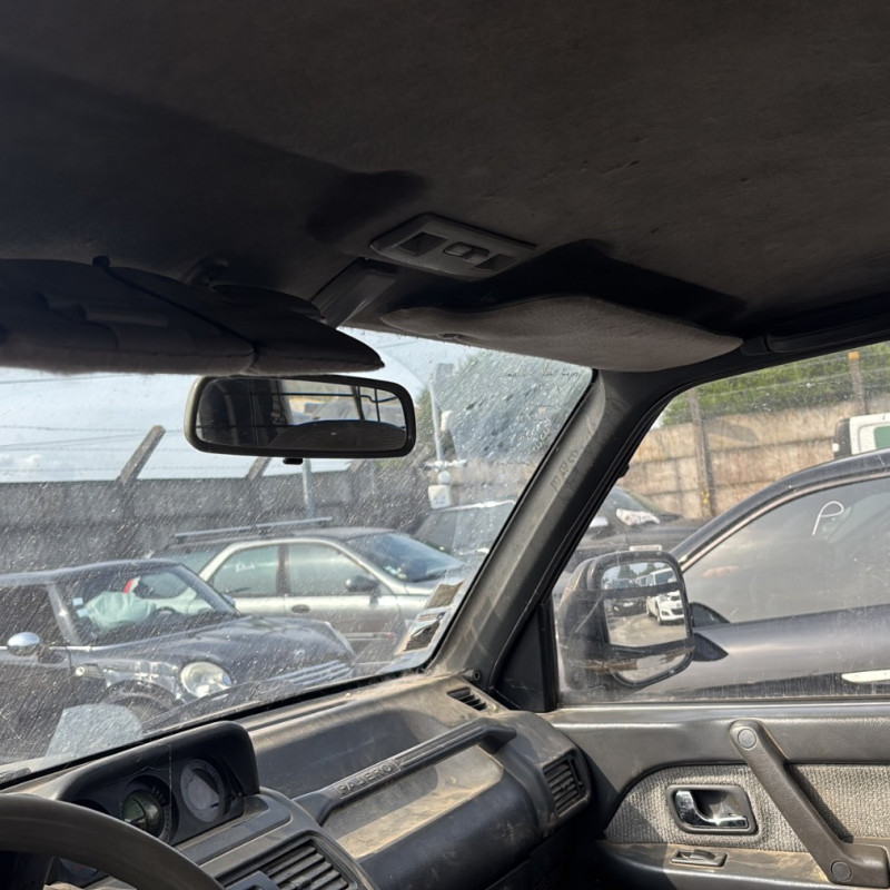 MITSUBISHI PAJERO 2 PHASE 1 2.5D - 8V TURBO 4X4 Photo n°14