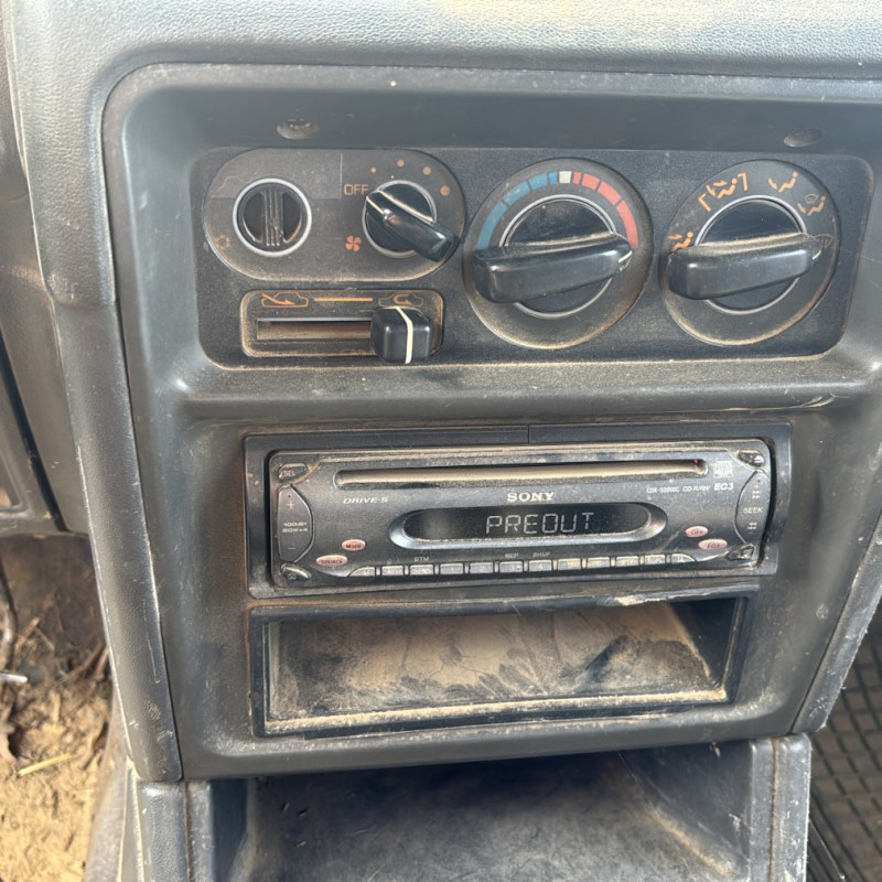 MITSUBISHI PAJERO 2 PHASE 1 2.5D - 8V TURBO 4X4 Photo n°15