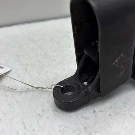 Bras essuie glace arriere RENAULT SCENIC 3