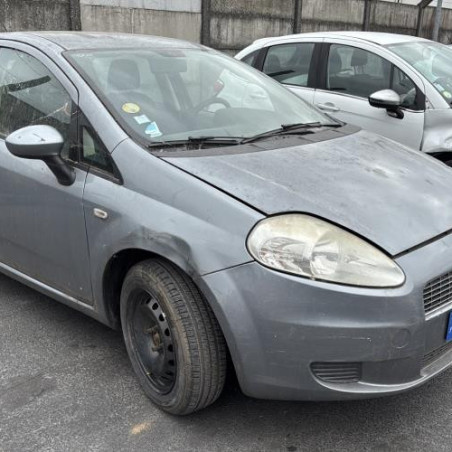 Reservoir essence FIAT GRANDE PUNTO