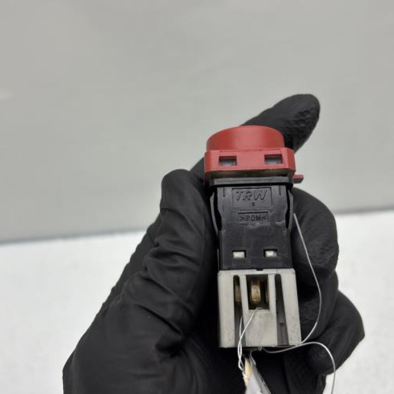 Bouton de warning CITROEN XSARA Photo n°3