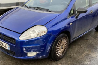 Reservoir essence FIAT GRANDE PUNTO Photo n°1