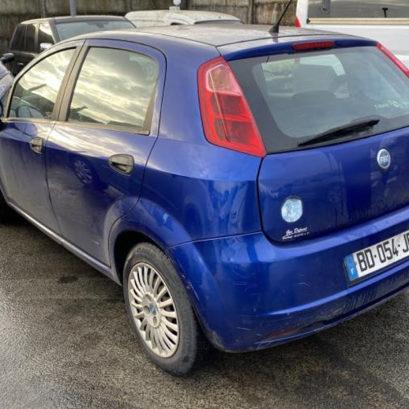 Reservoir essence FIAT GRANDE PUNTO Photo n°4