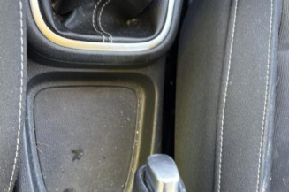 Bouton de coffre VOLKSWAGEN POLO 5