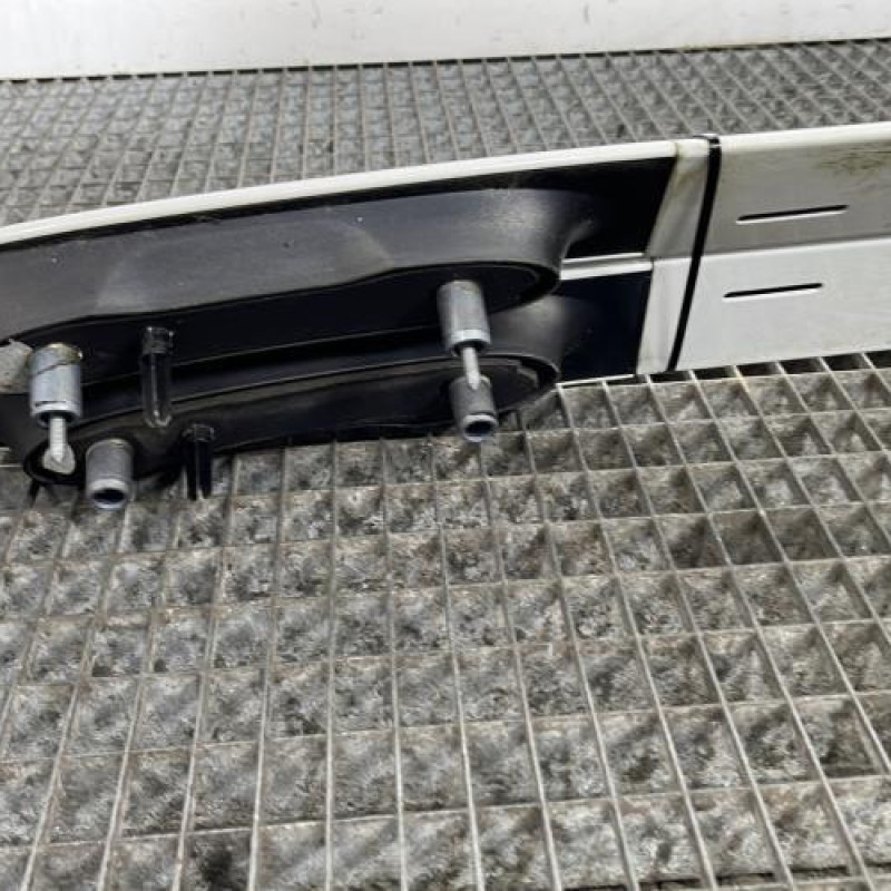 Barres de toit CITROEN C4 CACTUS Photo n°4