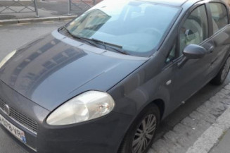 Reservoir essence FIAT GRANDE PUNTO