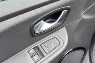 Reservoir essence RENAULT CLIO 4