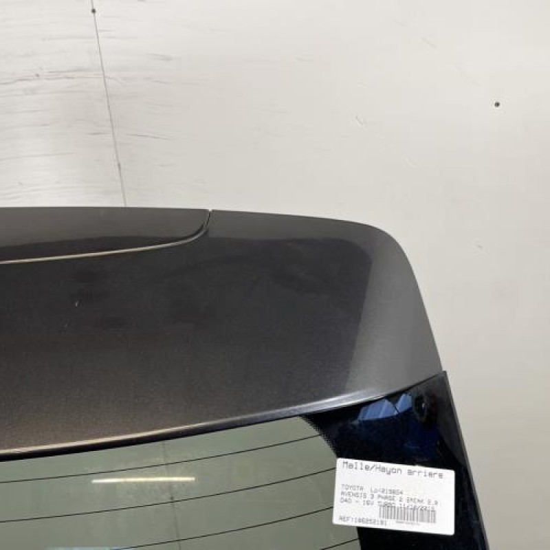 Malle/Hayon arriere TOYOTA AVENSIS 3 Photo n°4