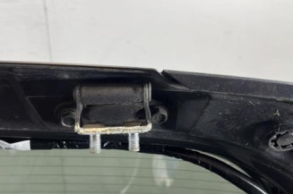 Malle/Hayon arriere TOYOTA AVENSIS 3