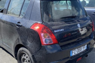 Malle/Hayon arriere SUZUKI SWIFT 3