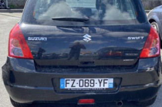 Malle/Hayon arriere SUZUKI SWIFT 3
