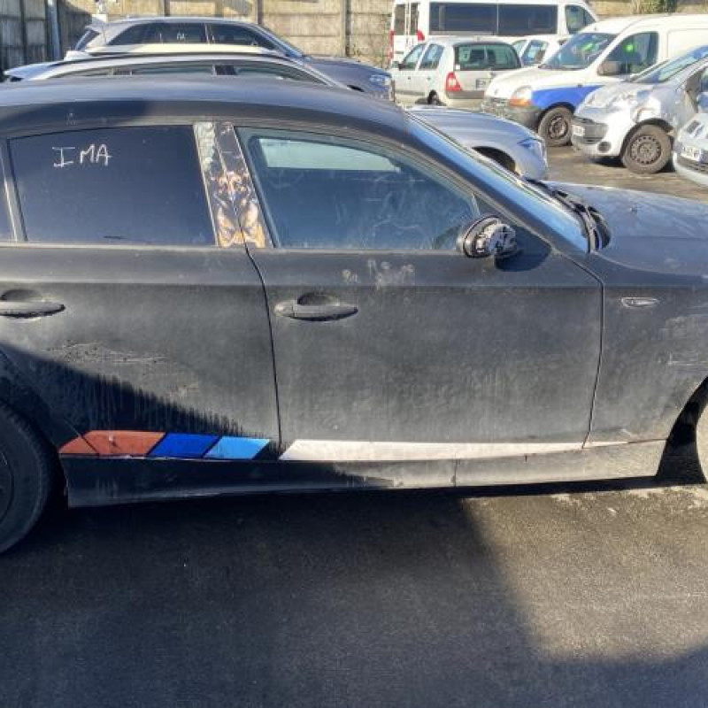 Custode arriere droit (porte) BMW SERIE 1 E87 Photo n°12