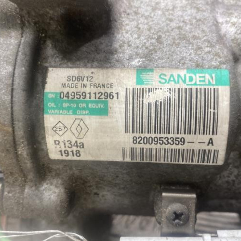 Compresseur clim RENAULT CLIO 3 Photo n°2