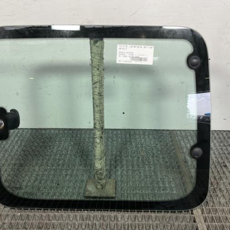 Vitre arriere droit RENAULT KANGOO 1 Photo n°1