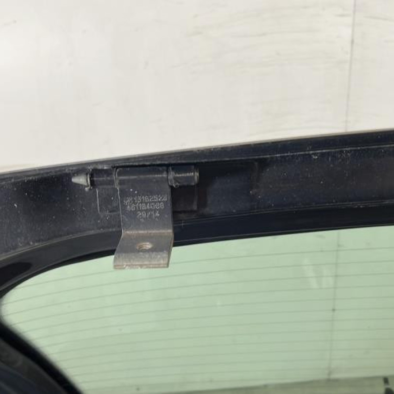 Malle/Hayon arriere OPEL CORSA D Photo n°6