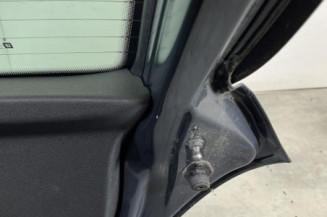 Malle/Hayon arriere OPEL CORSA D