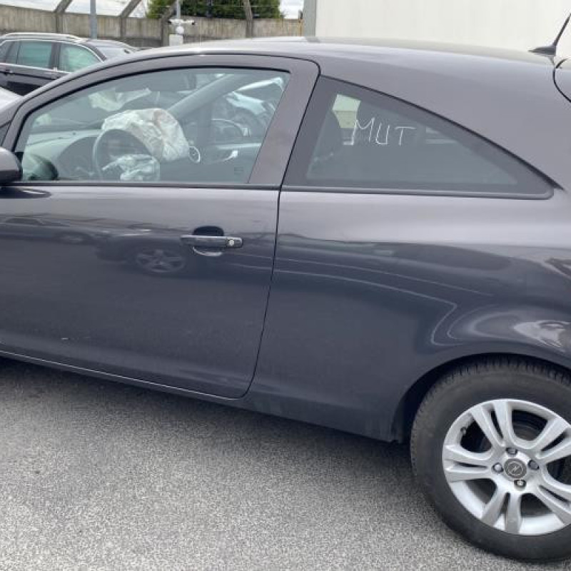 Malle/Hayon arriere OPEL CORSA D Photo n°18