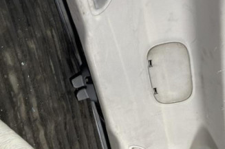 Malle/Hayon arriere RENAULT LAGUNA 2