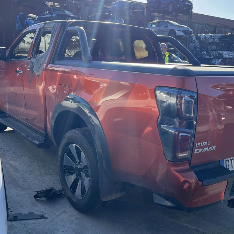 ISUZU D-MAX 2 PHASE 2 1.9 DDI - 16V TURBO 4X4 Photo n°4