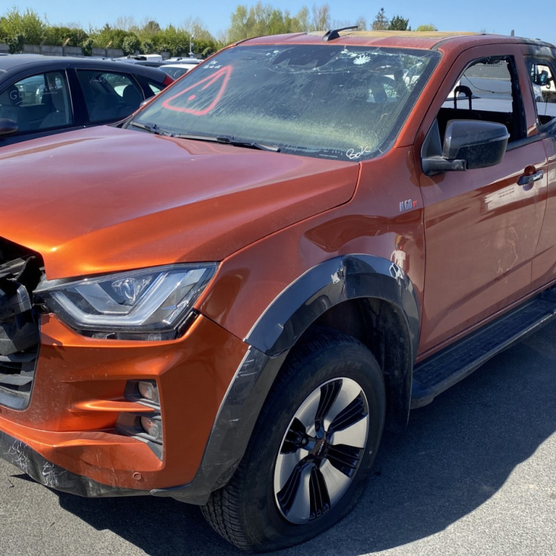 ISUZU D-MAX 2 PHASE 2 1.9 DDI - 16V TURBO 4X4 Photo n°10