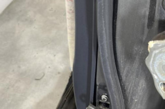 Porte arriere gauche TOYOTA AVENSIS 3