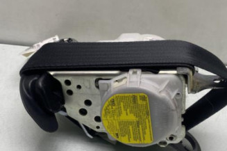 Pretensionneur de ceinture avant droit TOYOTA AVENSIS 3