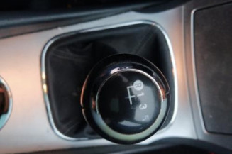 Pretensionneur de ceinture avant droit TOYOTA AVENSIS 3