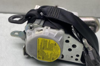 Pretensionneur de ceinture avant gauche TOYOTA AVENSIS 3