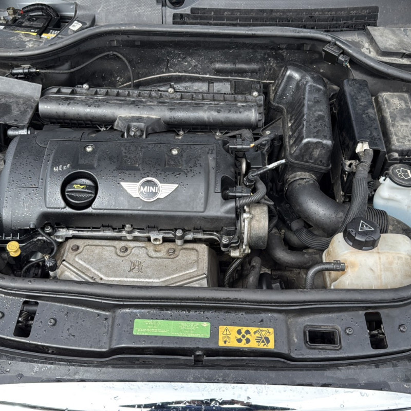 MINI MINI 2 R56 PHASE 1 1.6i - 16V COOPER Photo n°10