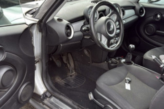 MINI MINI 2 R56 PHASE 1 1.6i - 16V COOPER