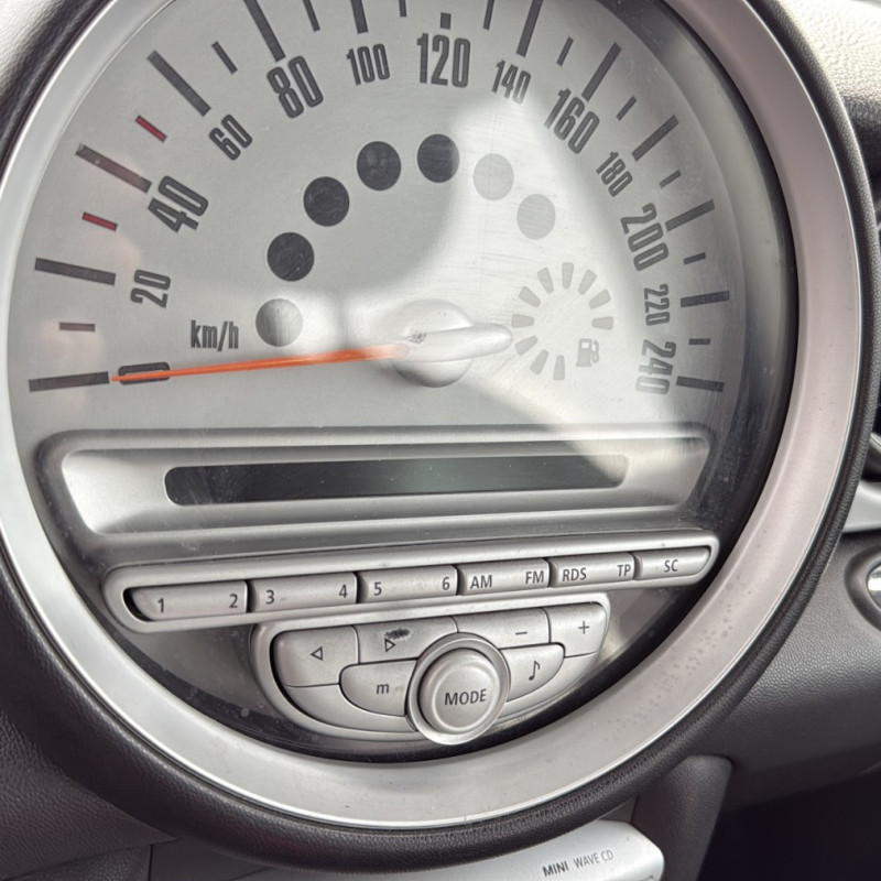 MINI MINI 2 R56 PHASE 1 1.6i - 16V COOPER Photo n°18