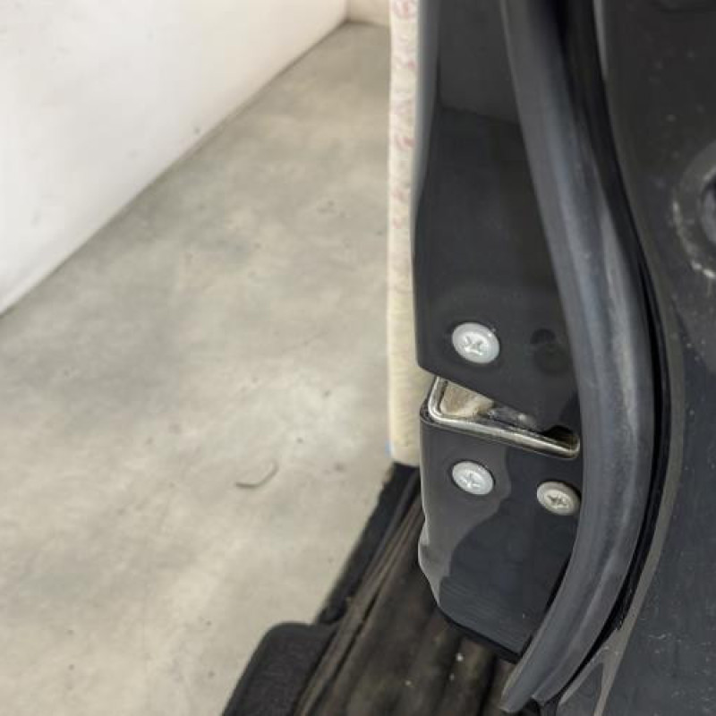 Porte avant droit SUZUKI SWIFT 3 Photo n°4