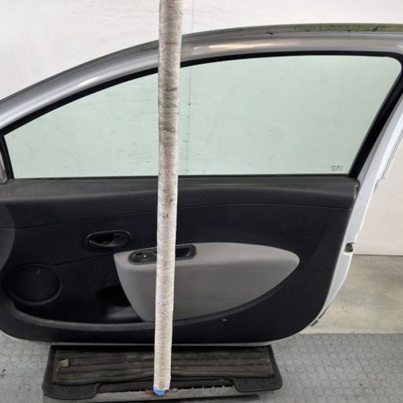 Porte avant droit RENAULT CLIO 3 Photo n°7