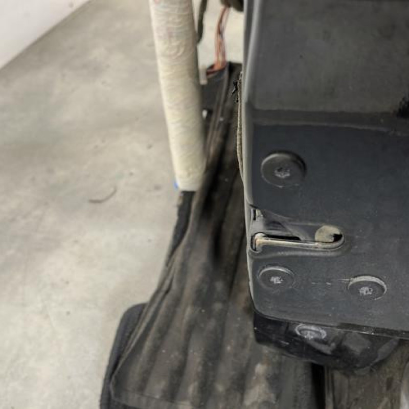 Porte avant droit RENAULT CLIO 2 Photo n°3