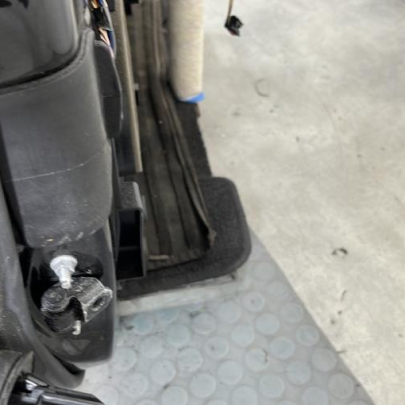 Porte avant droit FORD FIESTA 6 Photo n°5