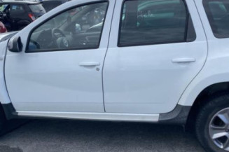 Poignee interieur arriere droit DACIA DUSTER 1 Photo n°1