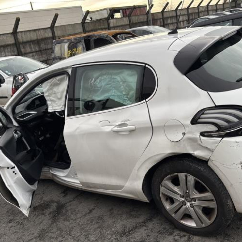 Moteur PEUGEOT 208 1 Photo n°7