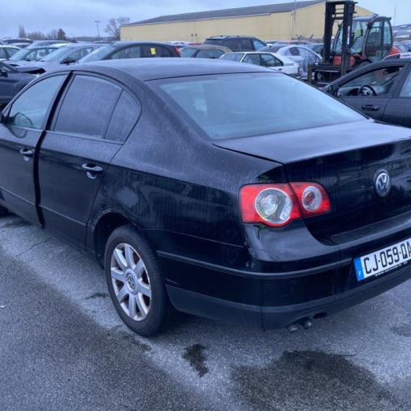 Trappe d'essence VOLKSWAGEN PASSAT 5 Photo n°7