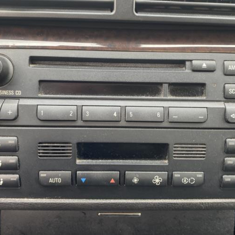 Vitre arriere droit BMW SERIE 3 E46 Photo n°5