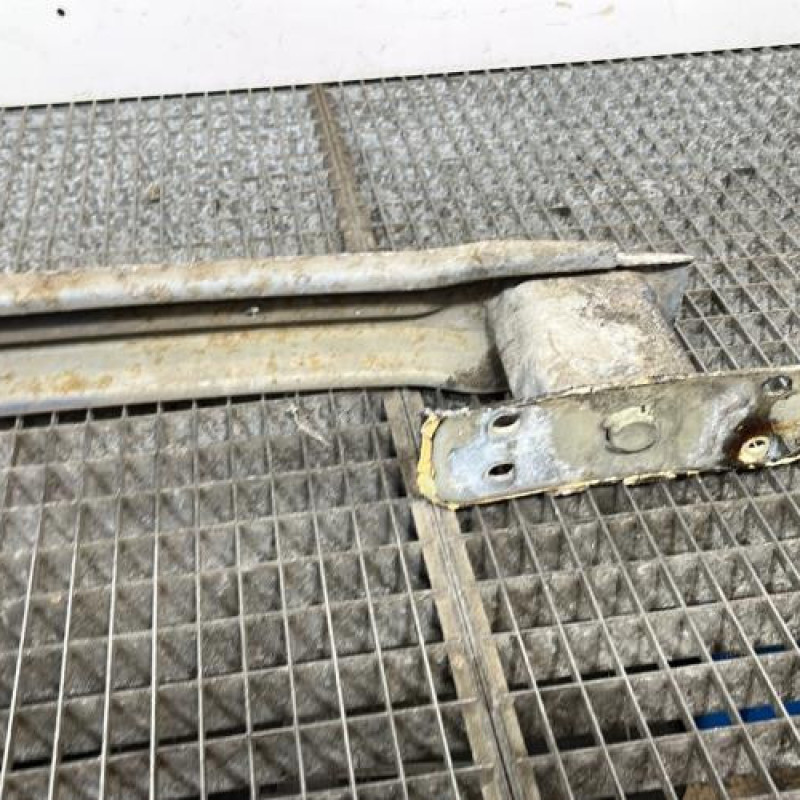 Renfort pare choc arriere (traverse) FIAT PANDA 2 Photo n°6