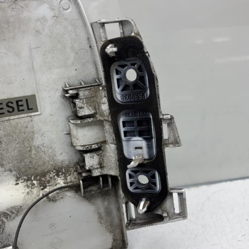 Trappe d'essence RENAULT TRAFIC 2 Photo n°4