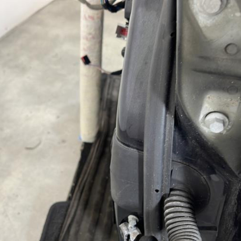 Porte avant gauche FORD FIESTA 6 Photo n°4