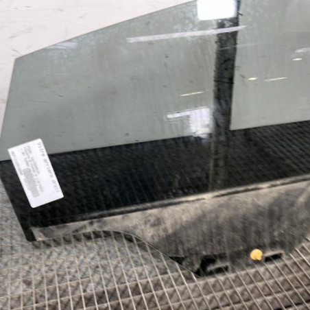 Vitre arriere droit FORD FIESTA 6