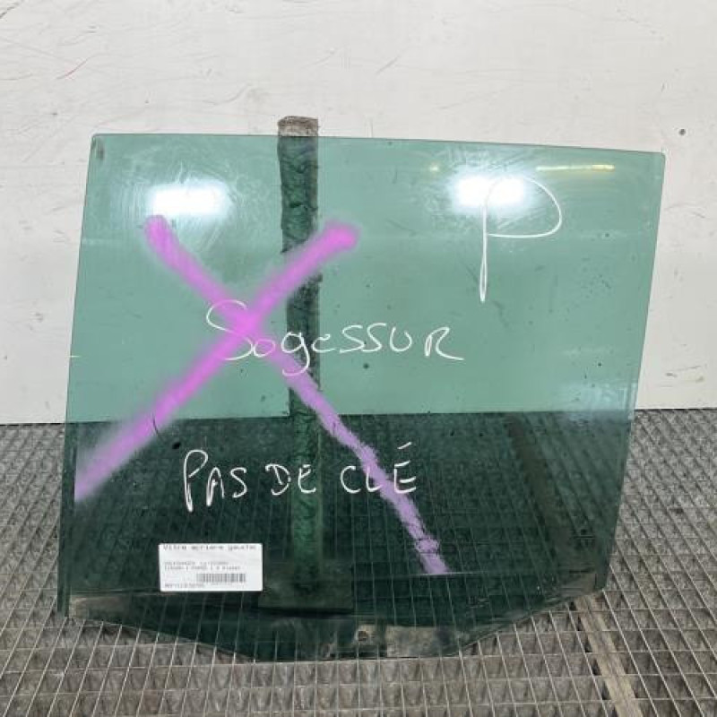 Vitre arriere gauche VOLKSWAGEN TIGUAN 1 Photo n°1