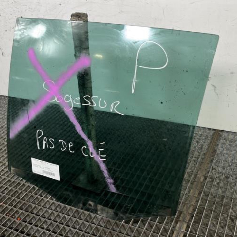 Vitre arriere gauche VOLKSWAGEN TIGUAN 1 Photo n°3