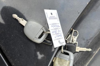 Vitre avant gauche RENAULT TWINGO 1